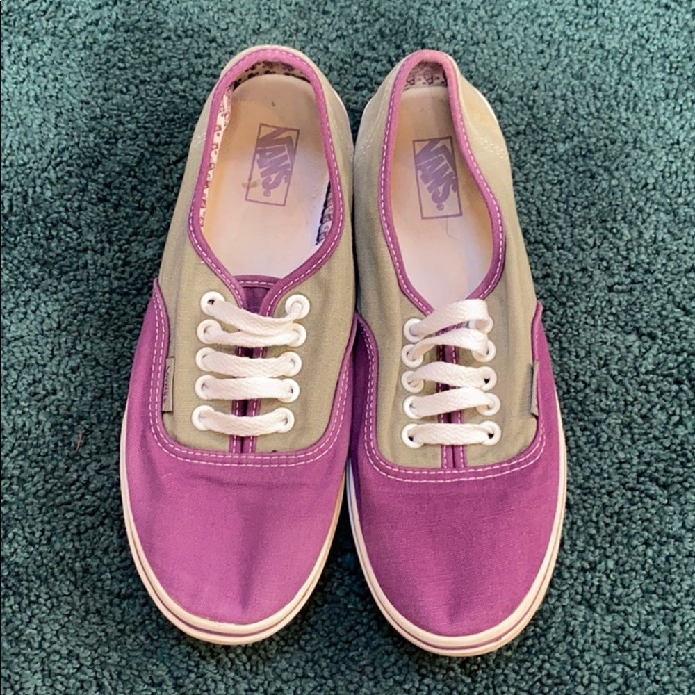 Van’s ✨